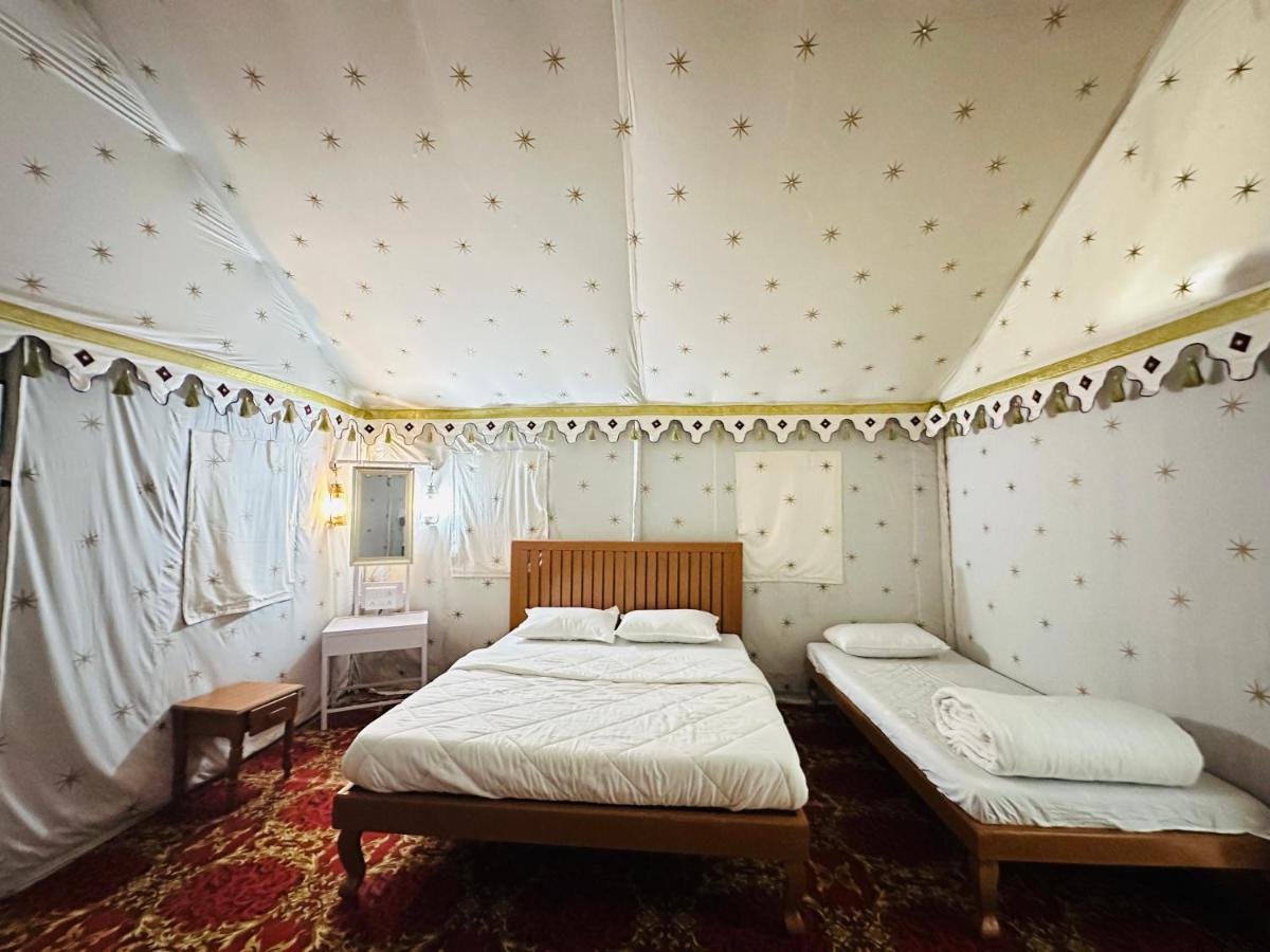 Modhera Sunrise Resort - Tents Bhungas Jungle Restaurants & Candlelight Dining Kalri ภายนอก รูปภาพ