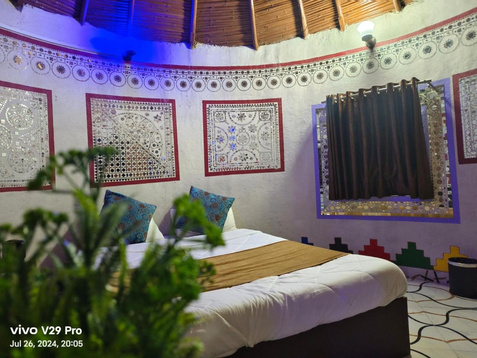 Modhera Sunrise Resort - Tents Bhungas Jungle Restaurants & Candlelight Dining Kalri ภายนอก รูปภาพ